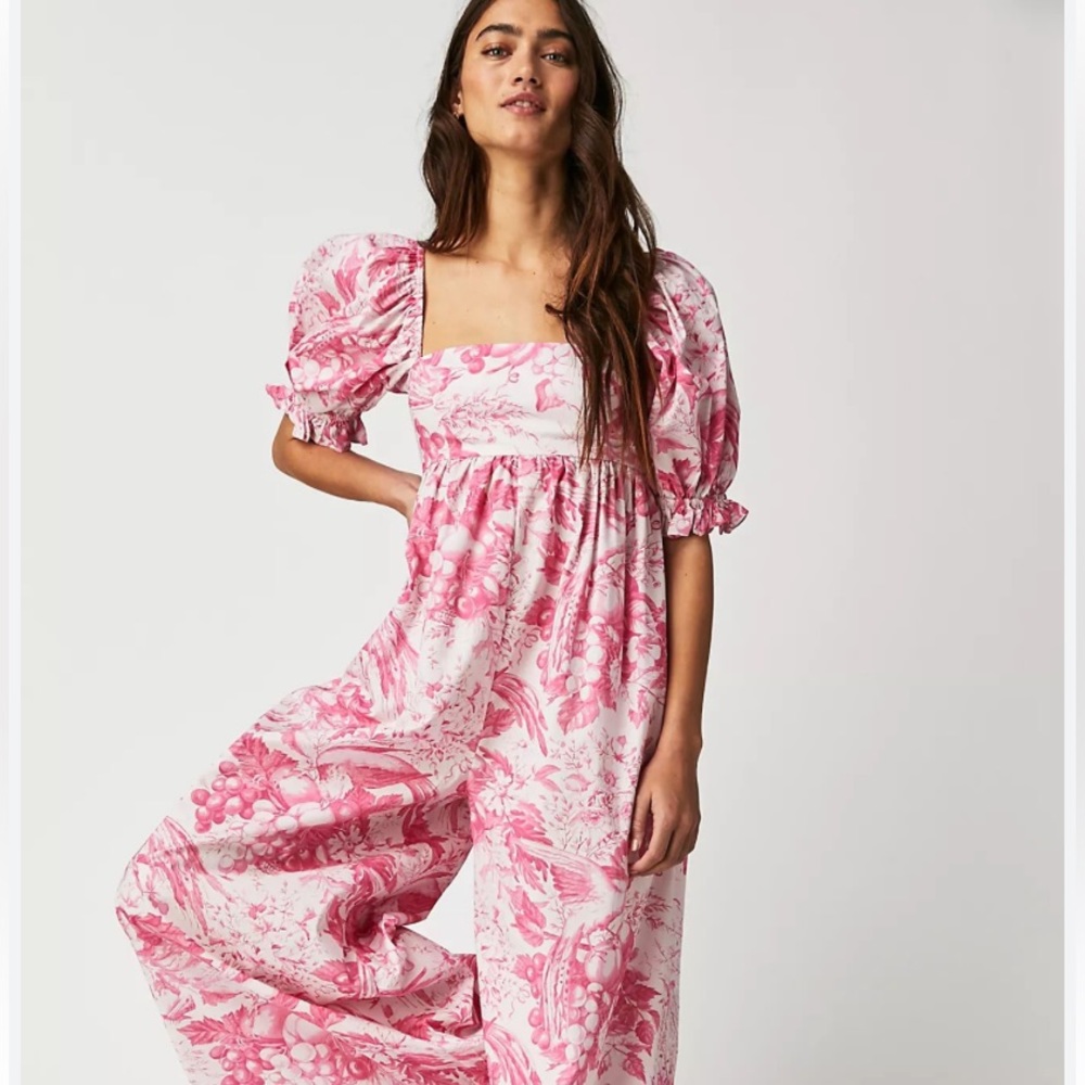 Selkie Pink and White Floral Puff-Sleeve Jumpsuit